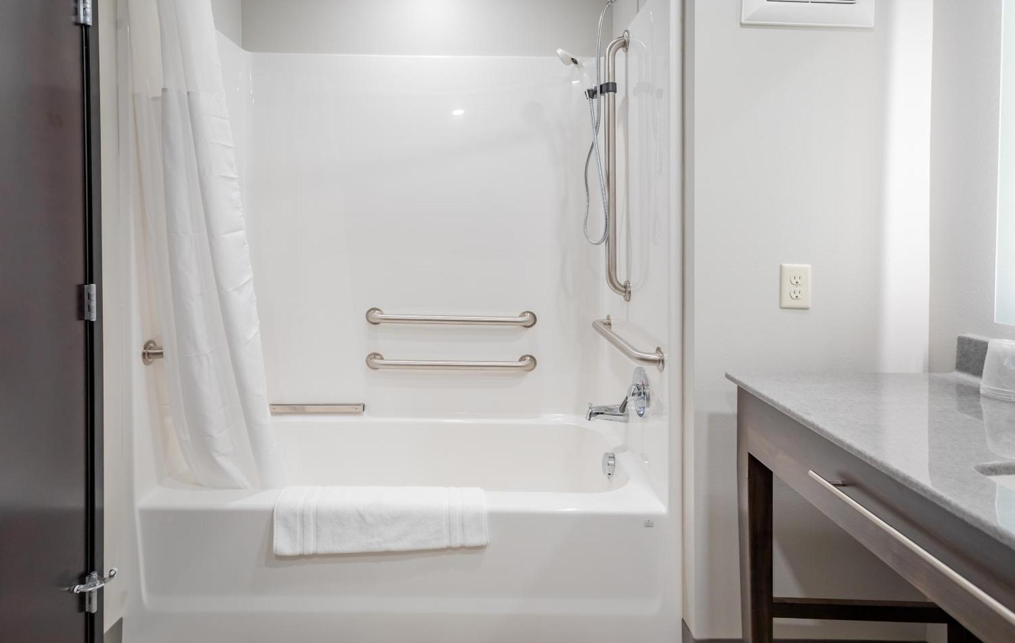 My Place Hotel-Mitchell Sd Екстериор снимка