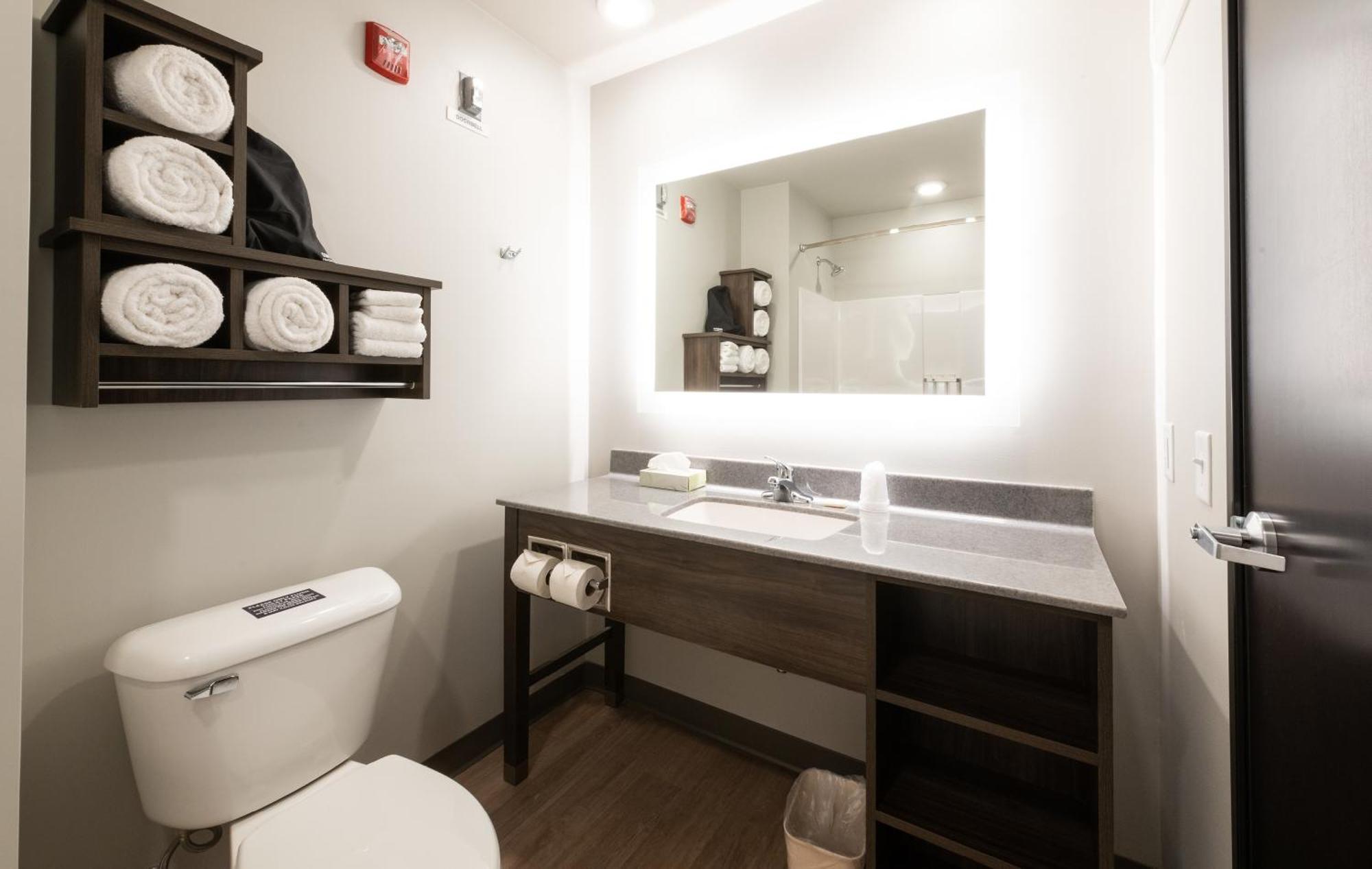 My Place Hotel-Mitchell Sd Екстериор снимка